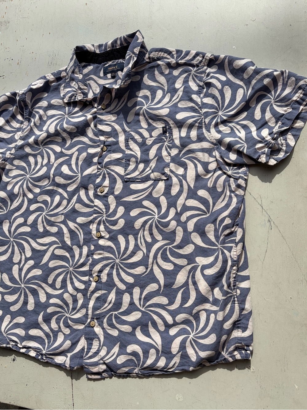 Men's Roark Shirt Multicolor Graphic Print 2XL Surf Beach TIKI Geometric Island - Picture 6 of 12